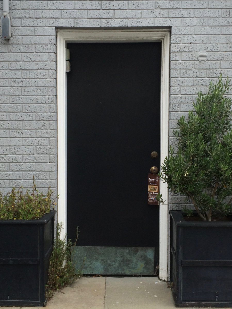 SFDoorProject's tweet photo. San Francisco Door A Day 7/5/2016 plz retwt @mcguire_re @curbedsf @SocketSite #NoeValley https://t.co/jyVvU723l7