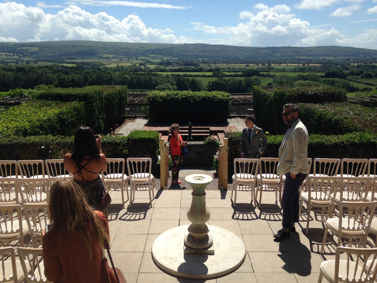 SandemanEvents's tweet image. Who would have guessed this is a #wedding in England #englishwedding #beaut @Barley_Wood