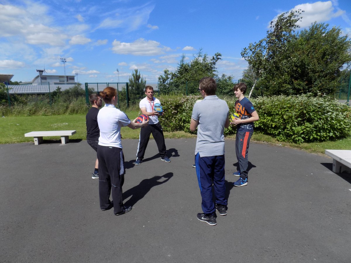TSLA6thForm's tweet photo. Fabulous lesson on Monday- who knew that Lewis's special skill was hiding behind a bush? https://t.co/sB87XFRbD8