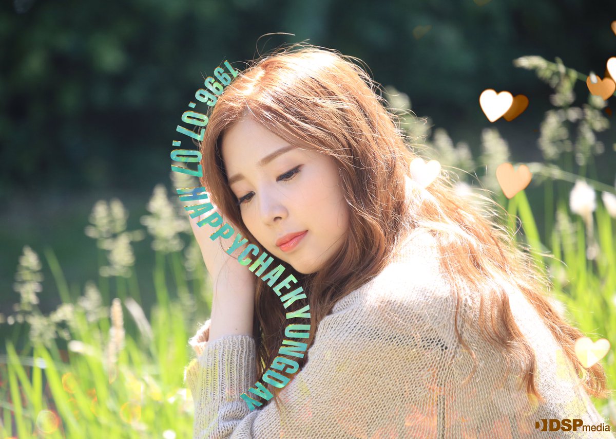 [Notice]
1996.07.07
오늘은 빛탄절! 채경 양의 생일입니다아♥
생일 축하 메세지를 보내주세요~~
#HappyChaeKyungDay