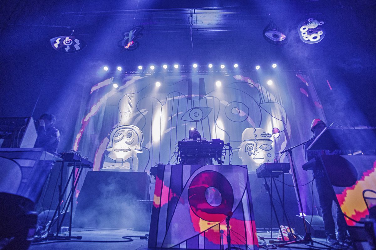 Excited for <a href="/ctress_a/">AZD</a> to join us for all November shows! Dates: bit.ly/ACTour
📸: Oliver Walker