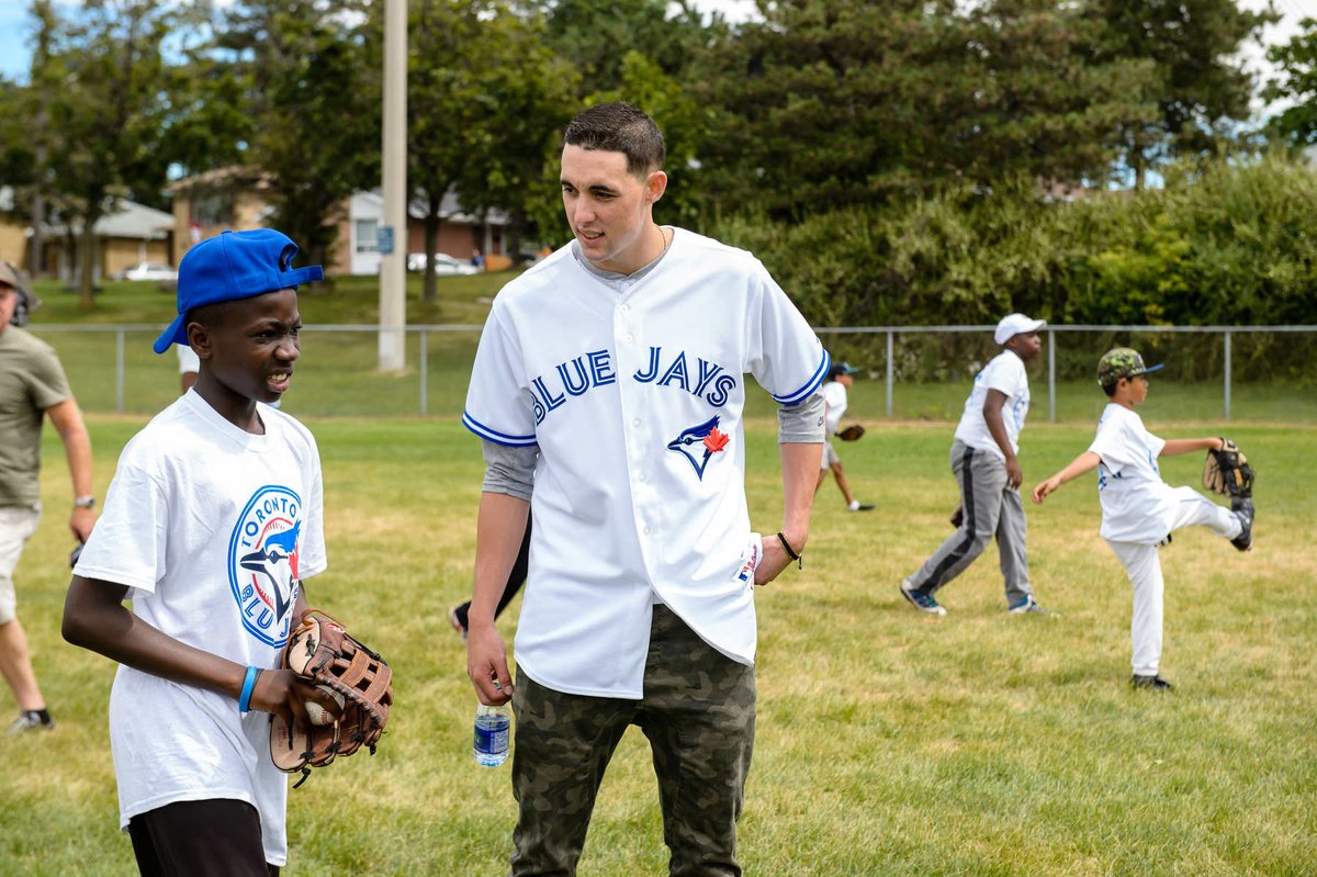 JaysCare's tweet image. Pitchers @MStrooo6 @A_Sanch41 are impact players on and off the field! #TeamJaysCare