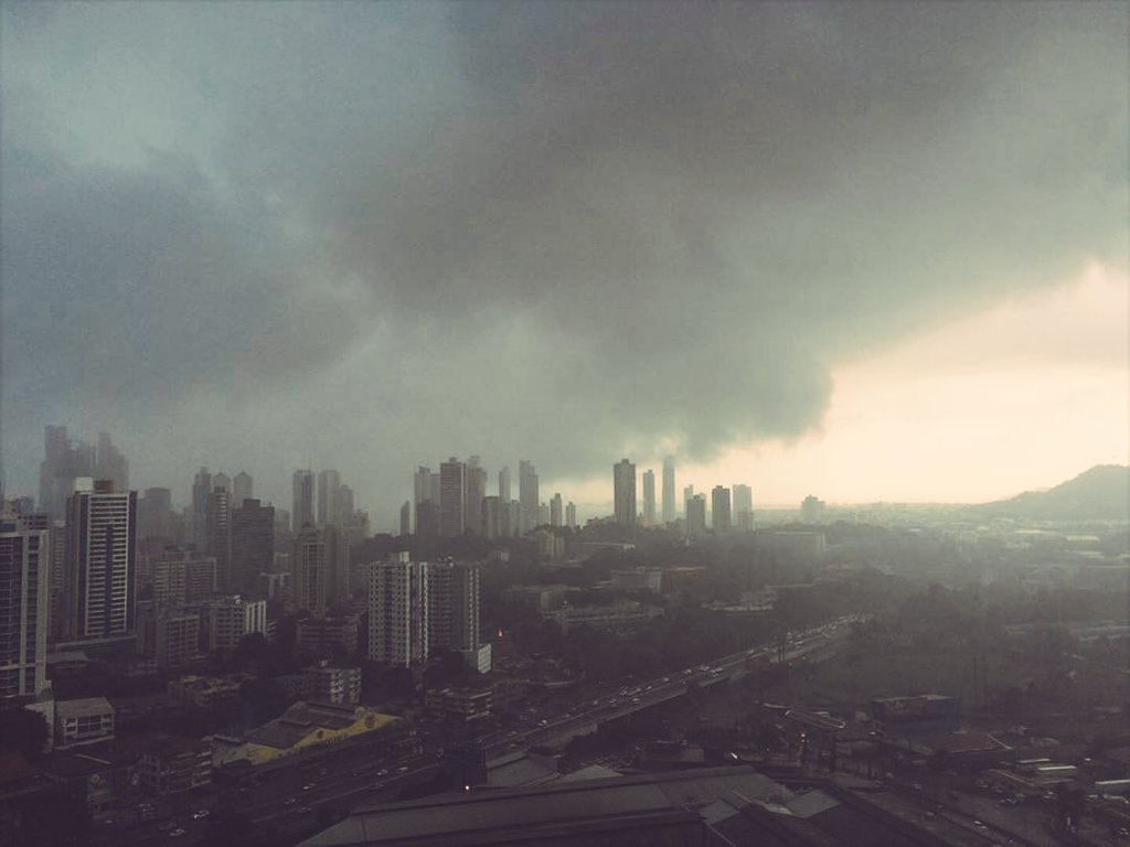 CarlosLuisVC's tweet photo. Algunas personas piensan que aceptar sus errores los hace debiles,  aun perdiendo y  asi el karma se lo manifieste. https://t.co/QNRxK5br4f