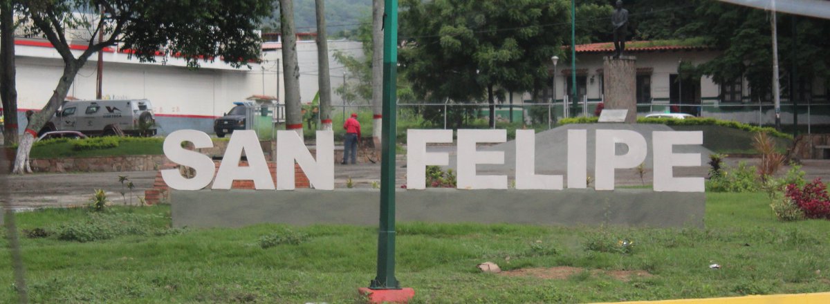 FreddyBernal's tweet photo. Iniciamos el recorrido nacional para la verificación y funcionamiento de los #CLAP, hoy estamos en el Edo. Yaracuy https://t.co/lw2eDymN7t