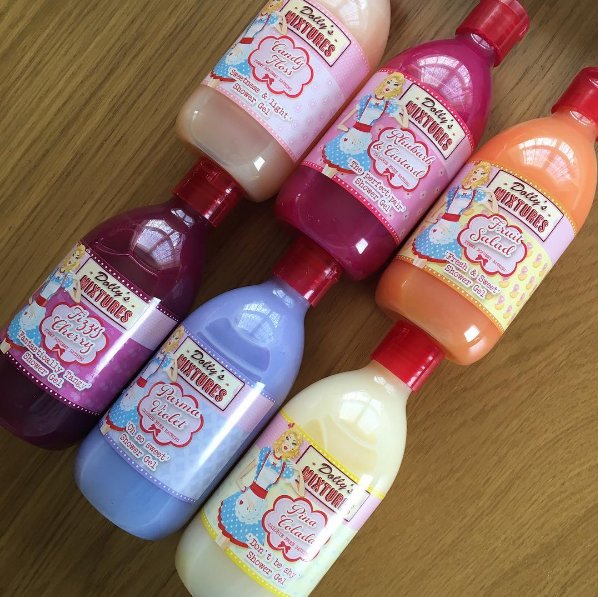 Thanks @xxbeautybykxx for sharing this pic on Instagram. She says the shower gels smell incredible!