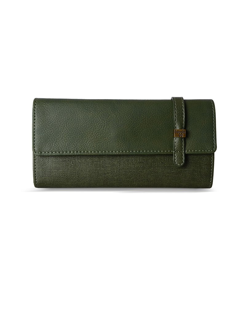 brandsoftheeast's tweet photo. Bright colored reasonably priced wallets! Visit https://t.co/wWDwg8uYm8
#veganwallets #womenswallets #crueltyfree https://t.co/EXPrNFufoY