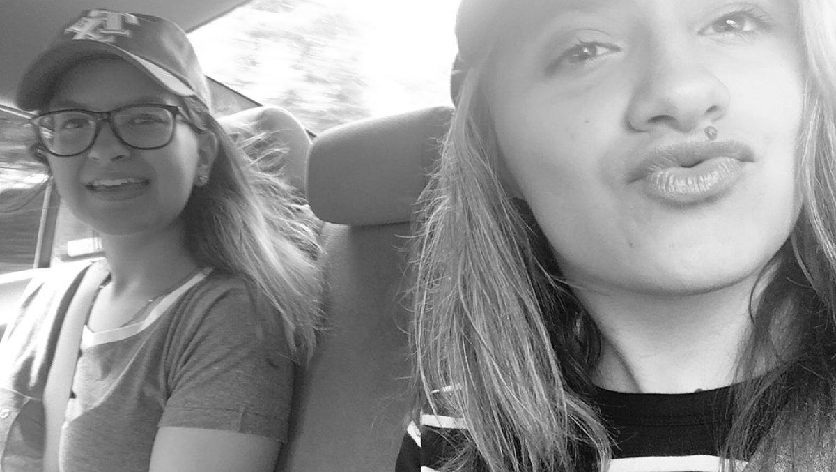 savannahbess's tweet photo. on our way to Chicago😍😍 https://t.co/cyRxrwNoce