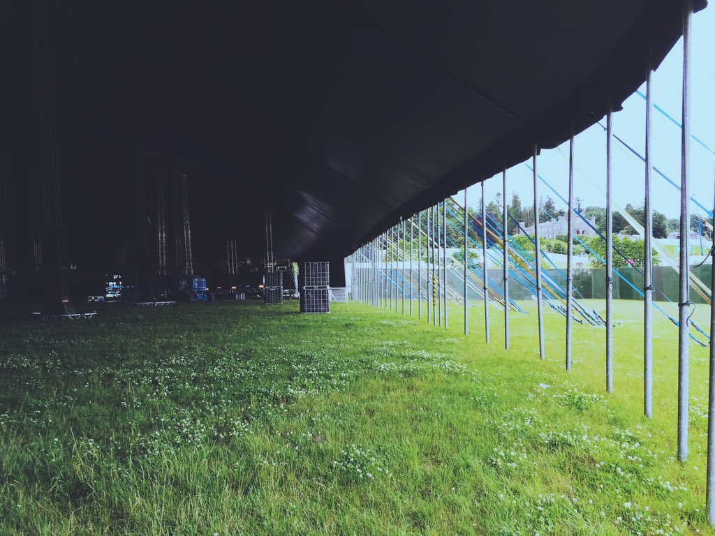 Tinthepark's tweet photo. The #SlamTent is looking excellent with its Castle back drop. https://t.co/0U2wi21Ywg