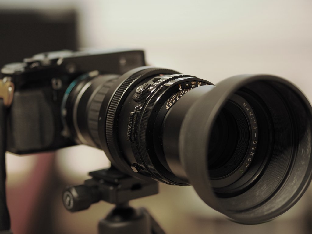Ffordesphoto's tweet photo. The mighty Fujimiya, what to do with a medium format lens and an #xpro1 #fujiuk #ffordes #sillylensday https://t.co/rOAhJiOXiK