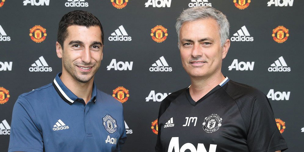 goo.gl/VjGsOJ - Henrikh Mkhitaryan Resmi Jadi Skuat MU