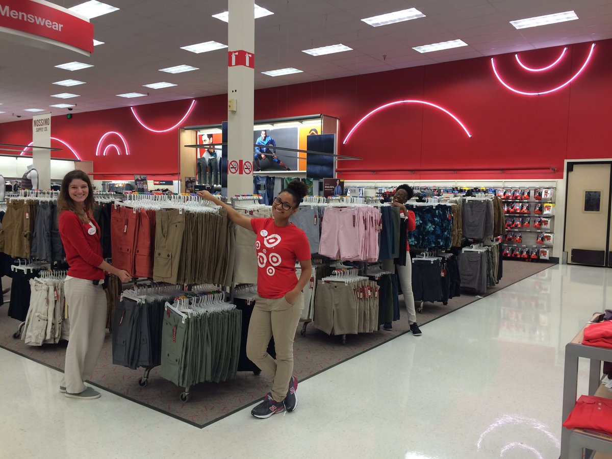 hung_doh's tweet photo. @browntm526 @spetersbullseye @davewoolet @JayYezzi @00bryzz @kaycwiggs #middayzone #teamwork https://t.co/Wxl0Iolmoo