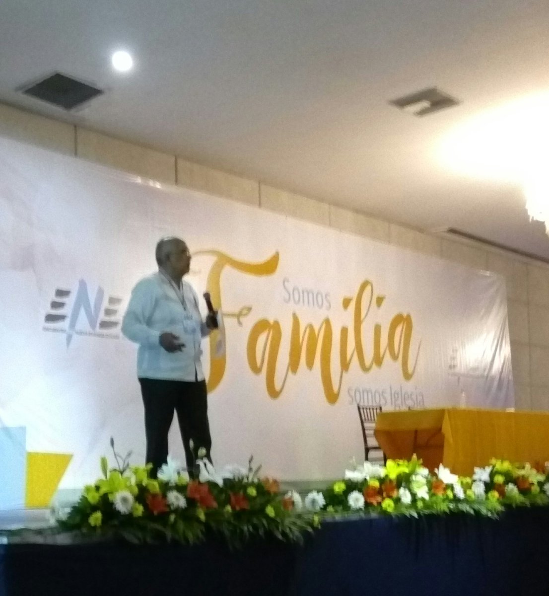 KerigmaMedios's tweet photo. Pbro. Dr. Benjamín Bravo habla de: "Perspectivas pastorales para las diferentes realidades de la familia".
#ENE2016 https://t.co/thvAyebFcl