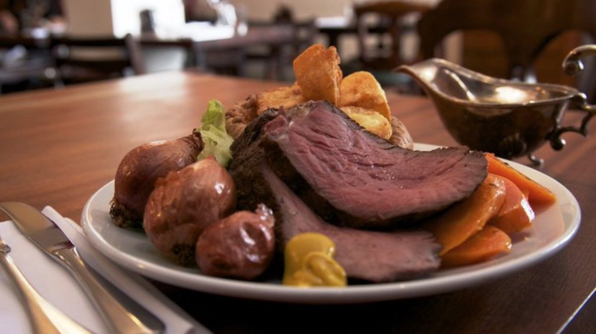 bee_recruitment's tweet photo. Are there many better things on a Sunday than a #RoastDinner from @HawksmoorLondon? #FoodPorn #NotComingUpForAir https://t.co/yJCQ65zkRk