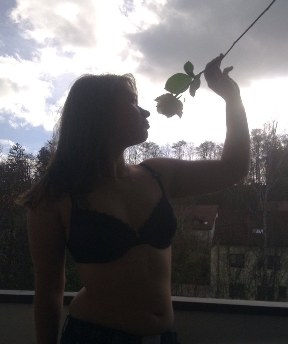 Alina Burdilov (@85_burdilov) on Twitter photo 