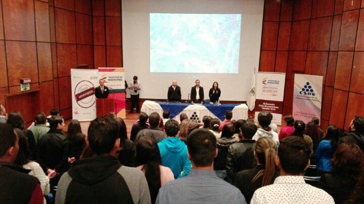 ESAPOficial's tweet photo. En este momento jóvenes se reúnen en Auditorio Camilo Torres de la @Esapoficial en los Foros Regionales de Juventud. https://t.co/7Hr8v5Lnn3