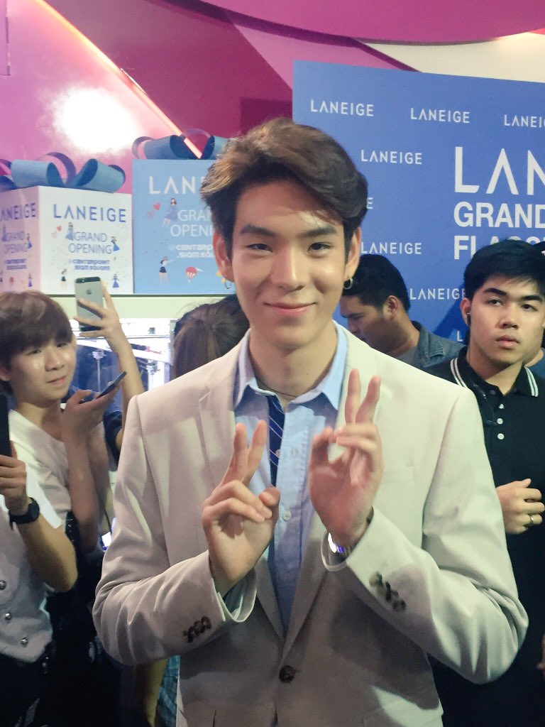 Natcha2121's tweet photo. @JJksnp ☺️ https://t.co/bBjsEmYCXi