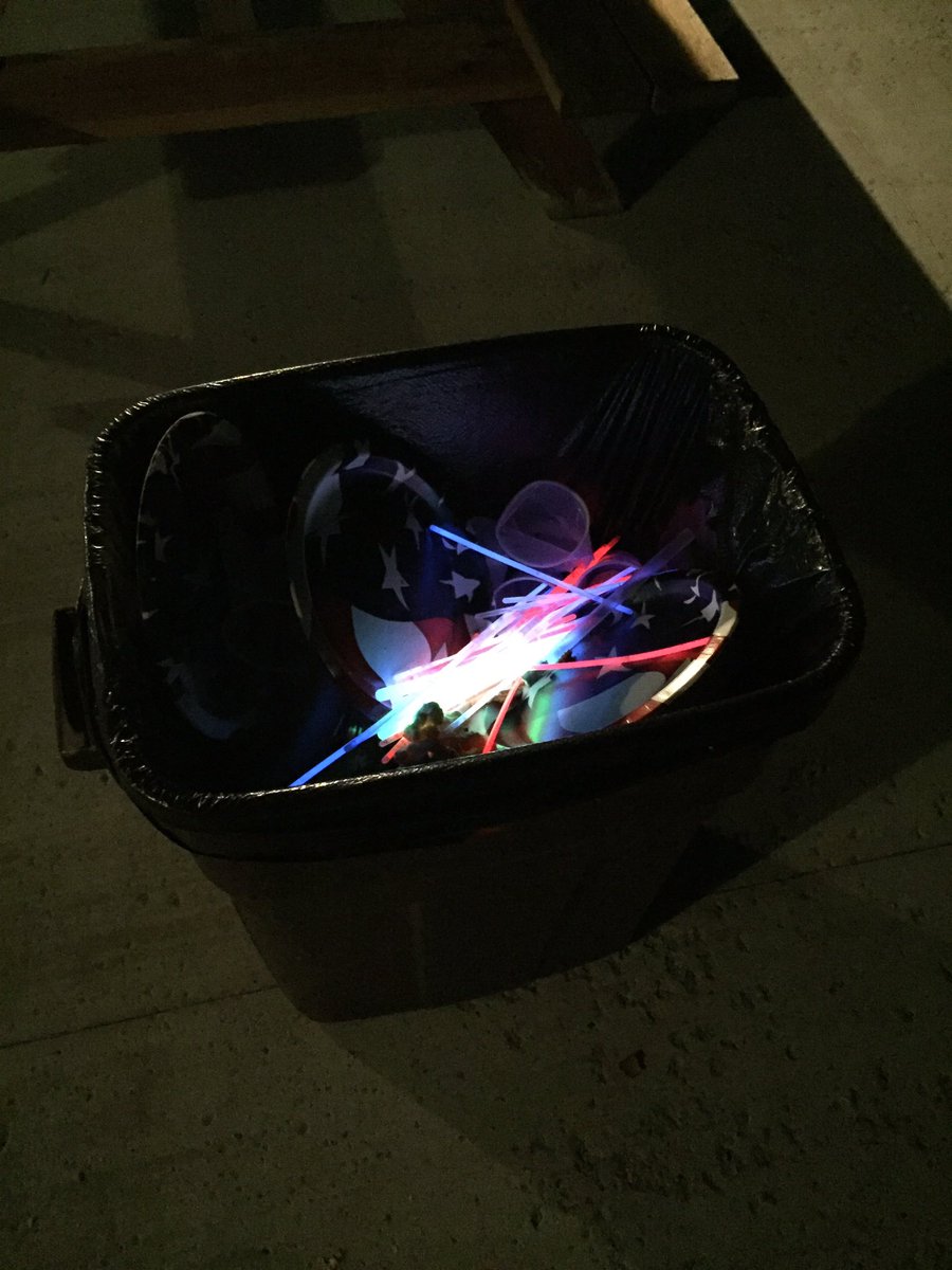 All the pretty, glowing things
Iie in waste, their purposes fulfilled.
