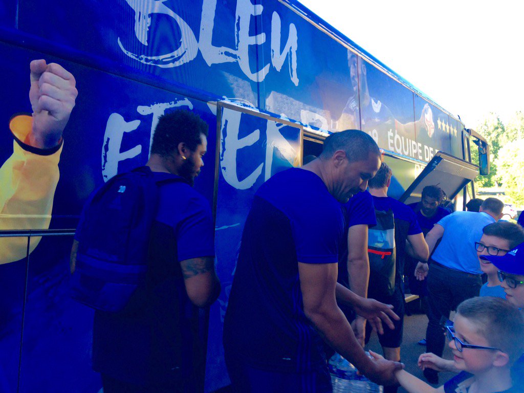#EdF[M]-Destination Rio
L'équipe est au complet! 
Pas de temps à perdre: direction l'entraînement 
#BleuetFier