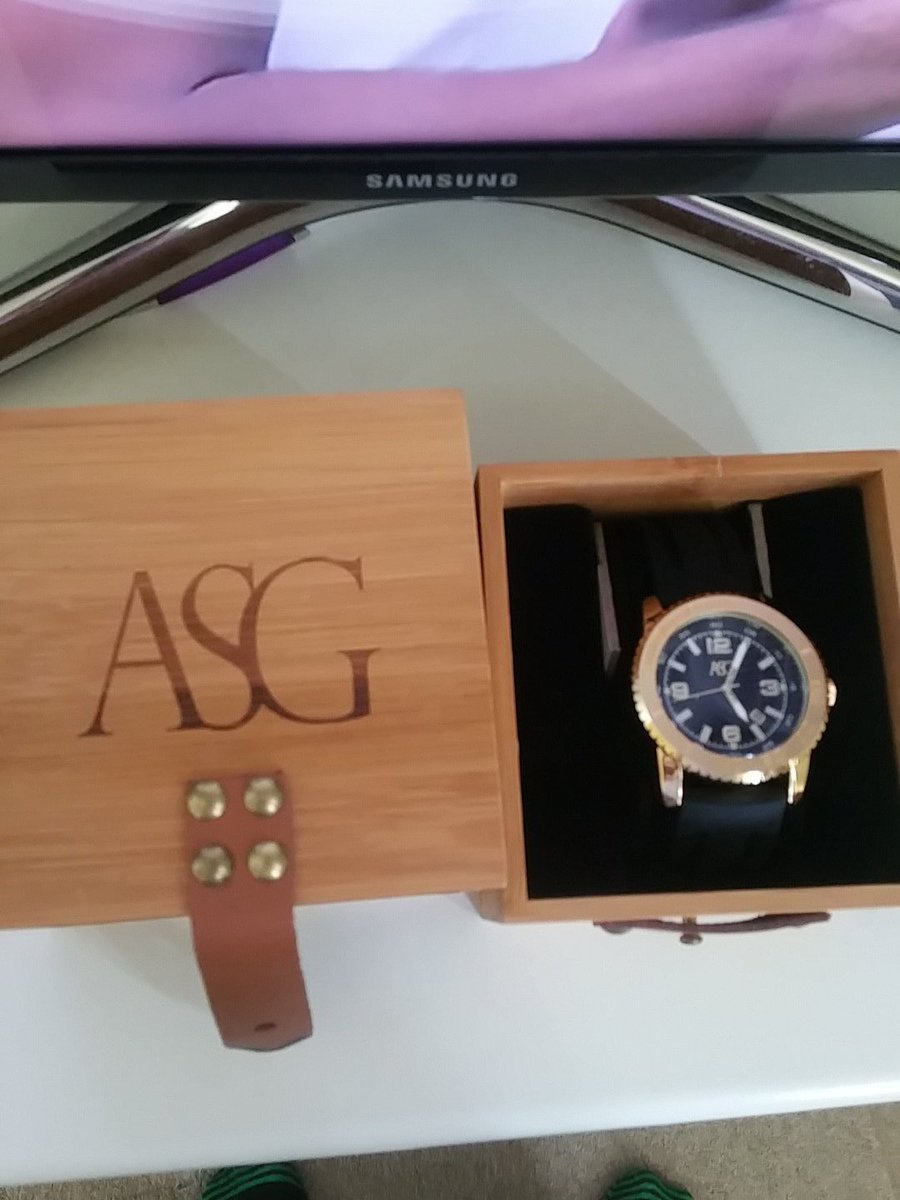 bassyboy01's tweet photo. @GazGShore @ScottGShore @AaronCGShore come home on work to find my new delivery just in time to fly to Zante https://t.co/OhLqoi4M2h