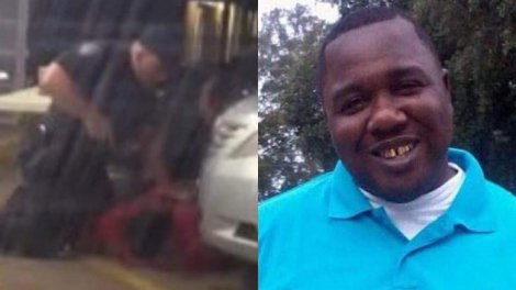 CNEWS's tweet photo. #EtatsUnis > Enquête pour homicide ouverte contre 2 policiers après la mort d'#AltonSterling
https://t.co/HzQz6hzOMK https://t.co/eQkM3apxNW