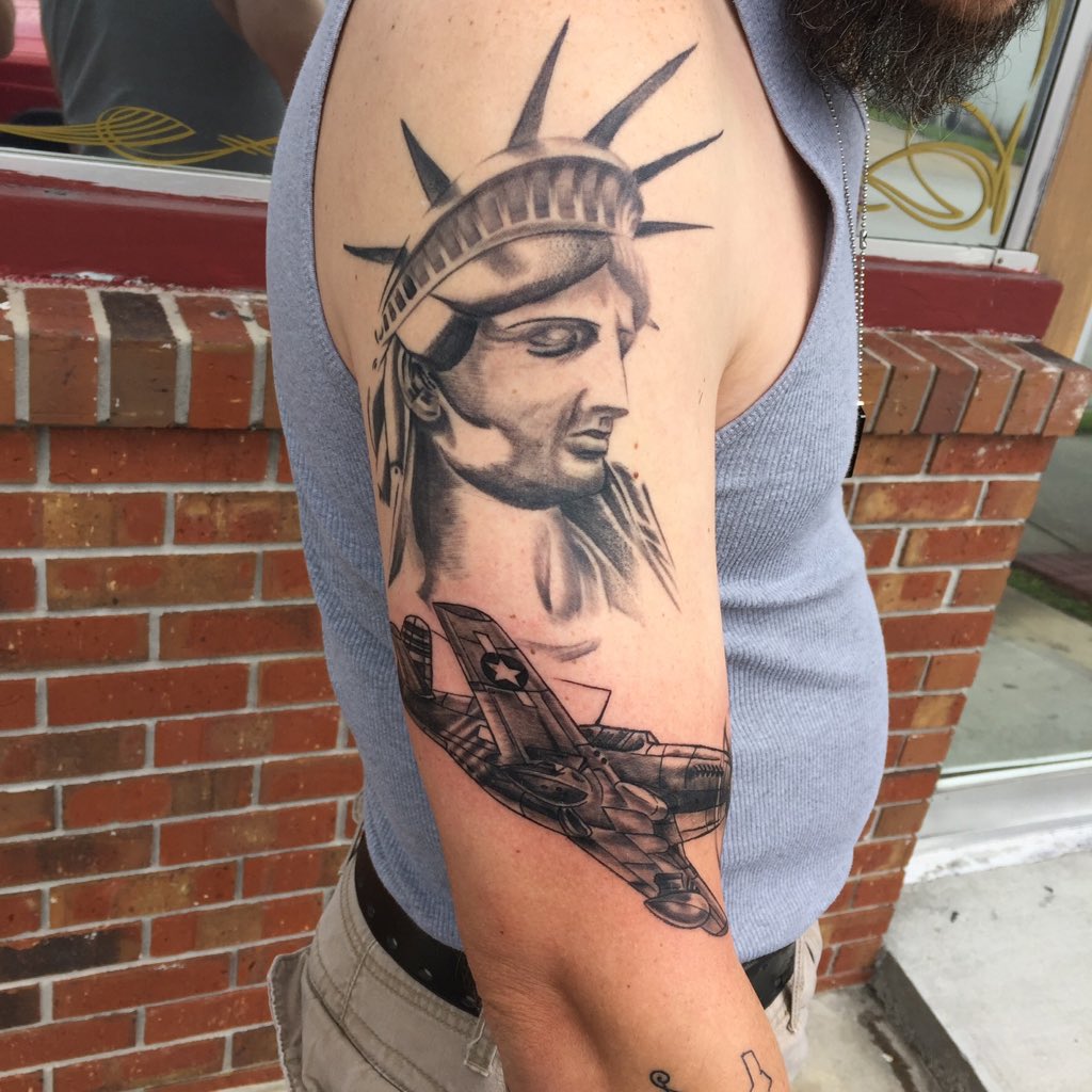 301tattoo's tweet photo. More progress on this #America #SecondAmendment sleeve. #301Tattoo #NathanMenke #BlackandGrey https://t.co/Tiydcg5r1F