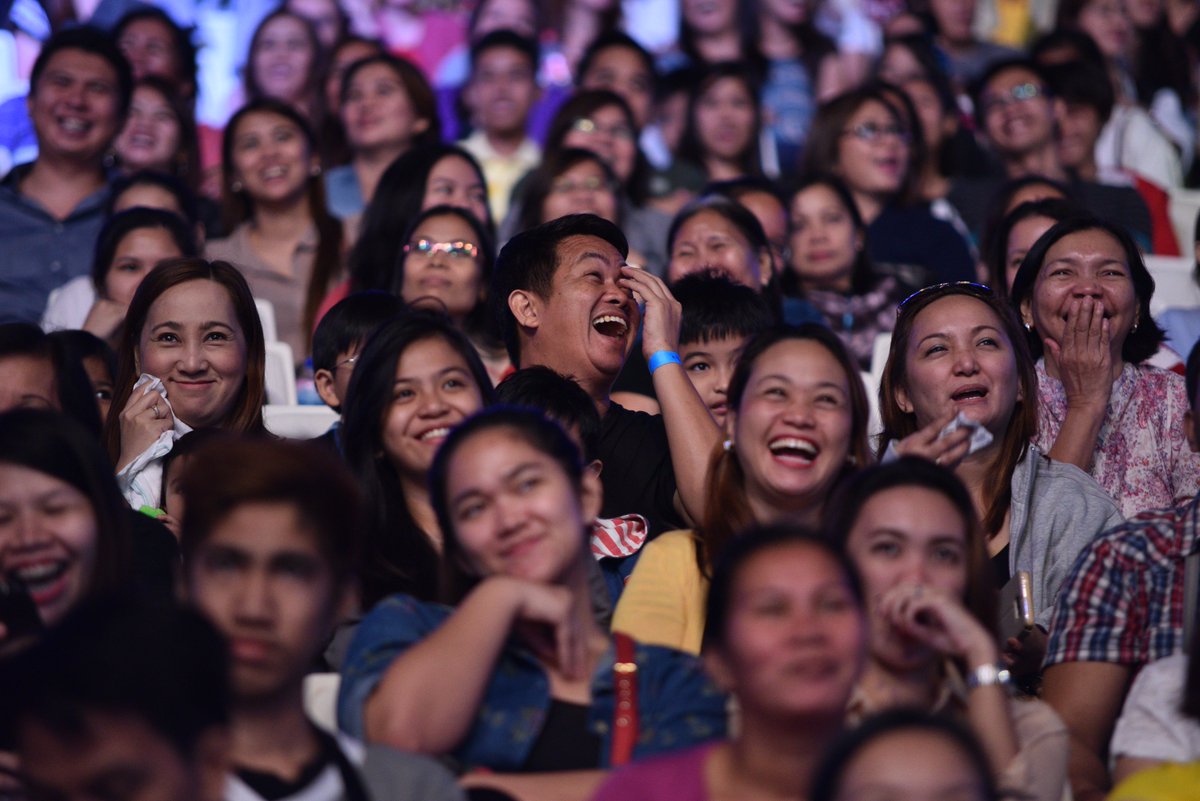 EatBulaga's tweet photo. Mag-upload lang ng photo with your kwentong EB at mag-TAG ng 2 friends na pwede mong i-challenge!
With a #EBisLOVE! https://t.co/DfHomcC4iJ