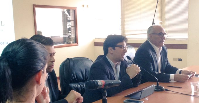 Ver imagen en Twitter Ver imagen en Twitter