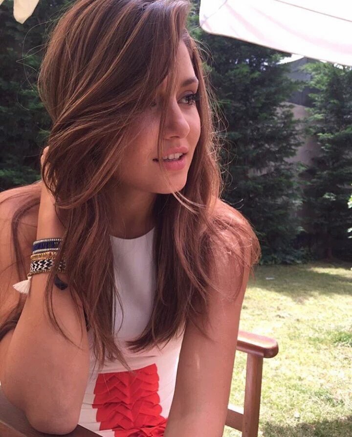 HANDE ERÇEL FANPAGE (@handeercelnew) on Twitter photo Hande Erçel YENİ // Hande Erçel New Hande Erçel YENİ // Hande Erçel New