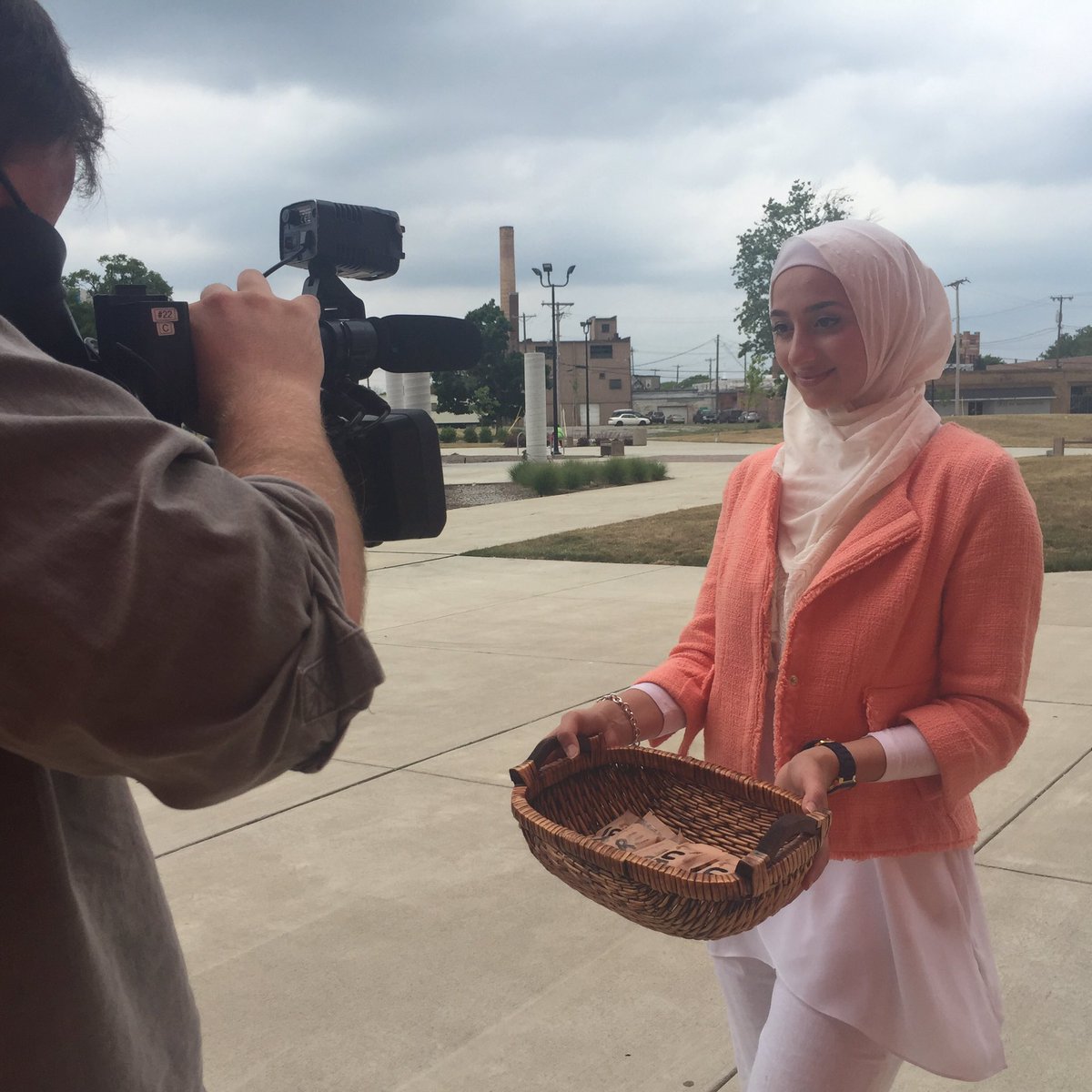 emilynelson2020's tweet photo. This young lady is getting national attention. See how she's paying it forward in Toledo 2nite @5 on @WTOL11Toledo! https://t.co/j720htpuYL