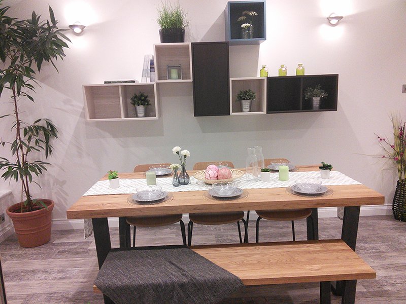 HazlemereGroup's tweet image. Rachel definitely has a talent for interior design, latest addition to the showroom #SolidRoof #ConservatoryDesign