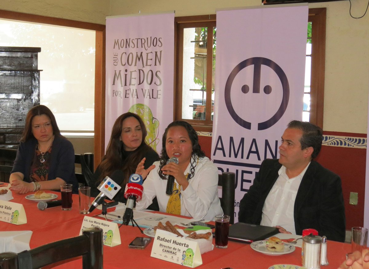 <a href="/AMANCPuebla/">AMANCPuebla</a> y <a href="/CaniracPuebla/">CANIRAC Puebla</a> realizarán cena en beneficio, para construir centro amanc, costo 1000$, 25 agosto 19h