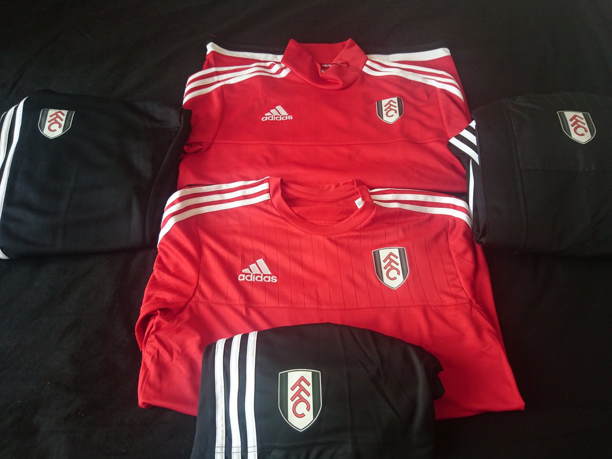 Bubble Football planned for the 27th August <a href="/Duffs1974/">Paul Duffell</a> Bubble Football

#teambuilding #pre-season #StrongerTogether