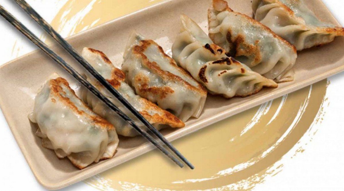FirstTableNZ's tweet photo. Discover the flavours of #Guangzhou at #ChiKitchen #Christchurch #Casino
#Gyoza #foodies 
https://t.co/WUldqm4S6l https://t.co/yyXWzuMmBZ