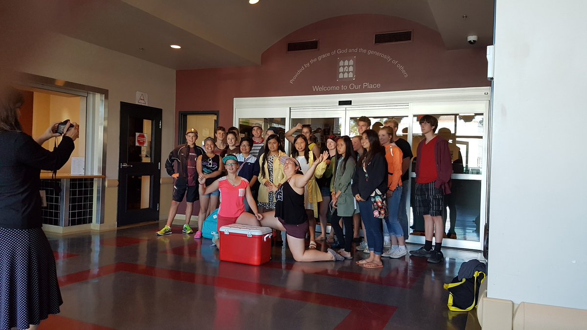 #ServeVic2016 giving lunch sandwichd to our place.  Downtown Victoria