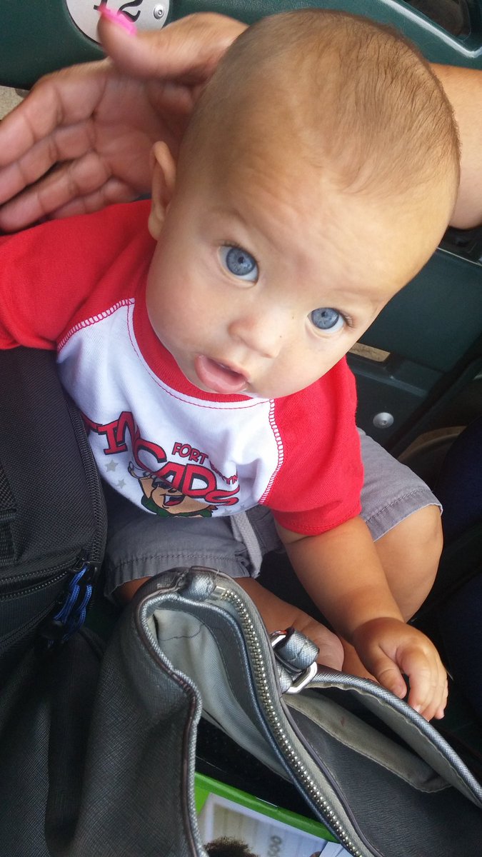 Aja_michael's tweet photo. Ready for game time! #TinCaps #BIGFUN https://t.co/fu7eNC3IAs