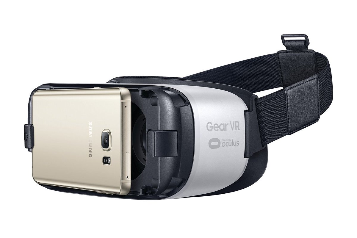 tiendavirtual12's tweet photo. Llegó la realidad virtual a tiendavirtual. Lentes Samsung Gear Vr Oculus Realidad Virtual. https://t.co/wDWxJ6WYOR https://t.co/V2UXLnwlzi