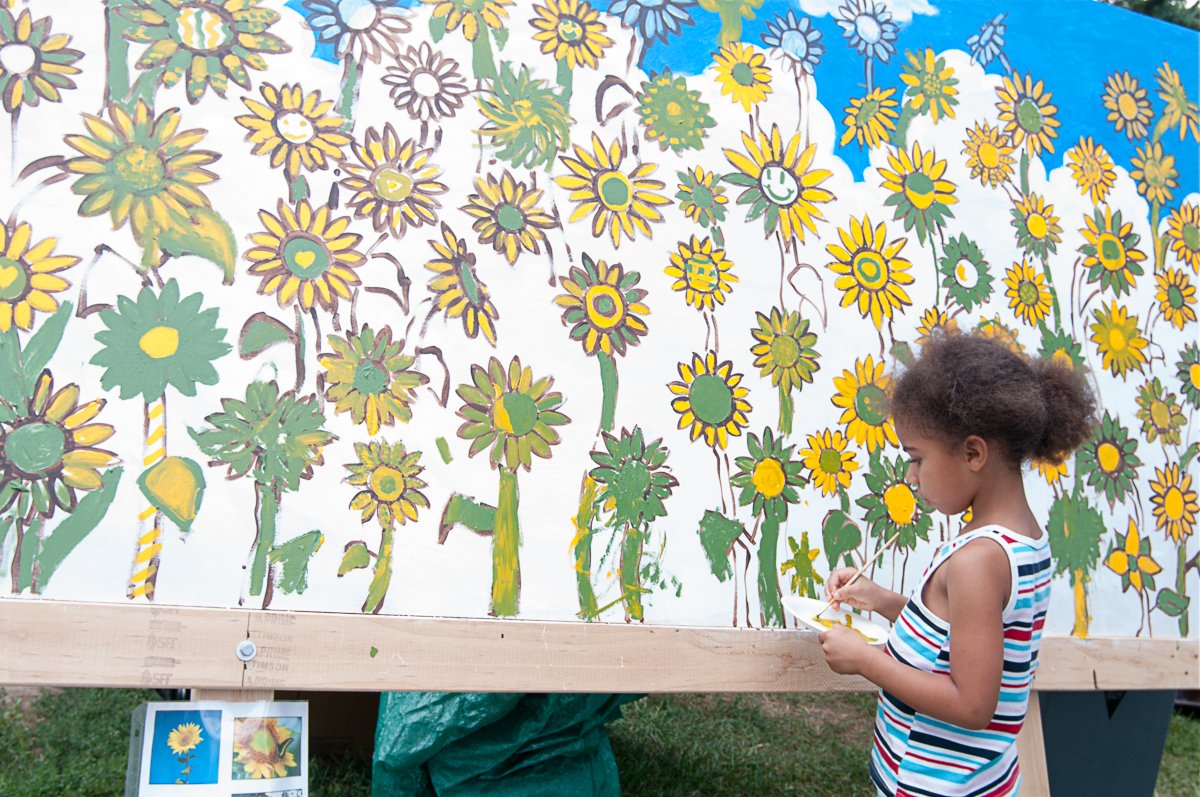 coblackartsfest's tweet photo. Looking for something to do with your kids this weekend? Stop by #CBAF16! https://t.co/c6RR8qOjdo @TheDenverEar https://t.co/Zqbe6jCNwT