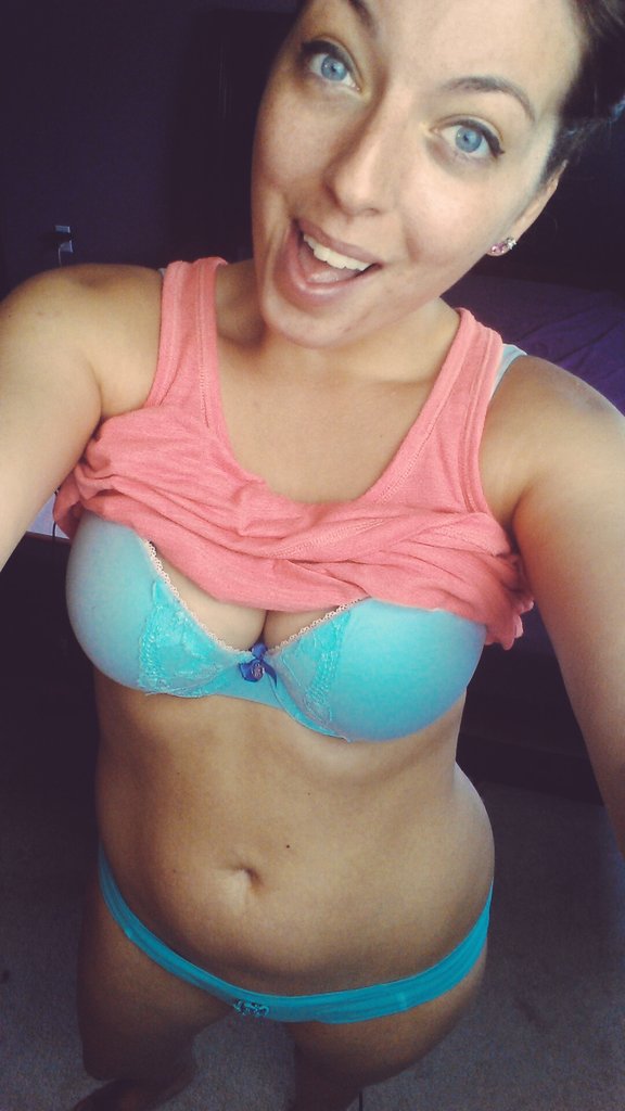 MandyBabyCams's tweet photo. https://t.co/DQPGu7Ex4Q <--- online now @chaturbate #camgirl #boobs https://t.co/CSwDcS3EGK