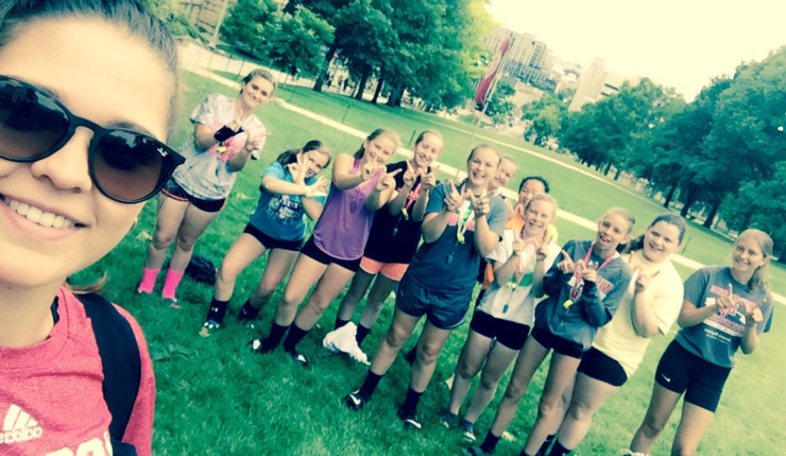 domNdem's tweet photo. BADGER 1 SQUAD 🏐 #badgervbcamp https://t.co/y4JvwybIbp