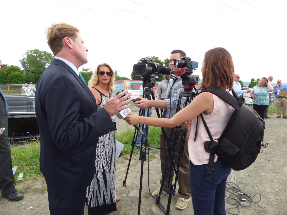 NYSDOTBGM's tweet photo. @PSBABorrelli @VinceTWCNews @MollyDarrowWICZ @JustineReWBNG cover #NYSDOT Commissioner Driscoll #prospectmtn story. https://t.co/Ras7XDWzIK