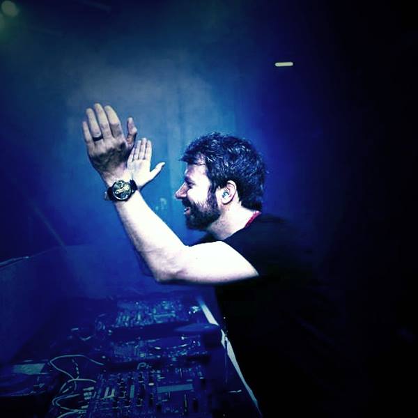 MexicoInTrance's tweet photo. Inicia el #CREATE040 con @djlange ♫ Sintoniza por: https://t.co/flcFb3xo9V ♪ ♪ ♪
#Create https://t.co/N8Pb2Cwmxd