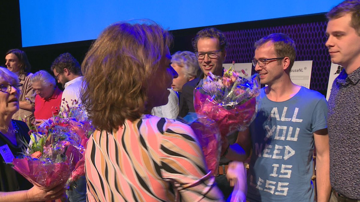 OmroepFlevoland's tweet photo. Winnaars van prijsvraag Tiny Houses zijn bekend. #RTVOF https://t.co/XQUNA7osX5 https://t.co/33pYCM2drM