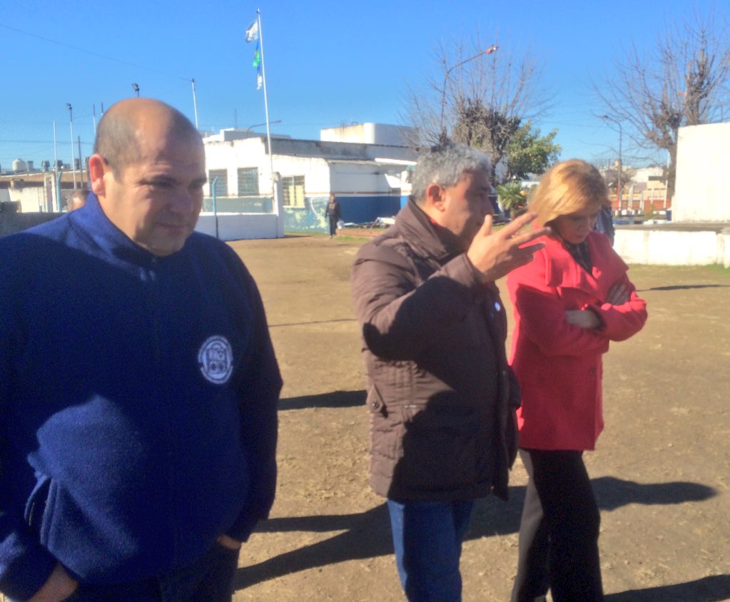 magariovero's tweet photo. Junto a @DeporLaMatanza recorrimos las instalaciones del mítico #ClubFlecha para ver el avance de las obras. https://t.co/n3bpeDvt2f
