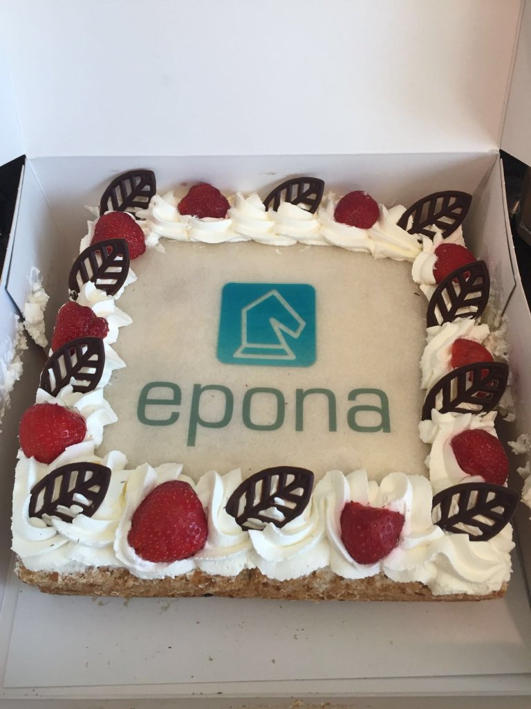 EponaLegal's tweet photo. Vandaag vieren we bij @AMSadvocaten de ingebruikname van de @EponaLegal Desktop! #digitaledossiervorming #advocatuur https://t.co/6ohejo2lH1