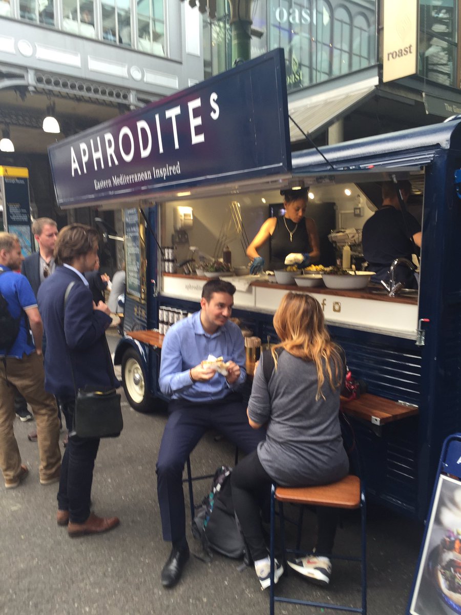 PizzaLenta's tweet photo. @AphroditesFood debuting tonight in Stoney Street, making sweet, street food music. #summer nights @boroughmarket https://t.co/NBJPA1asUz