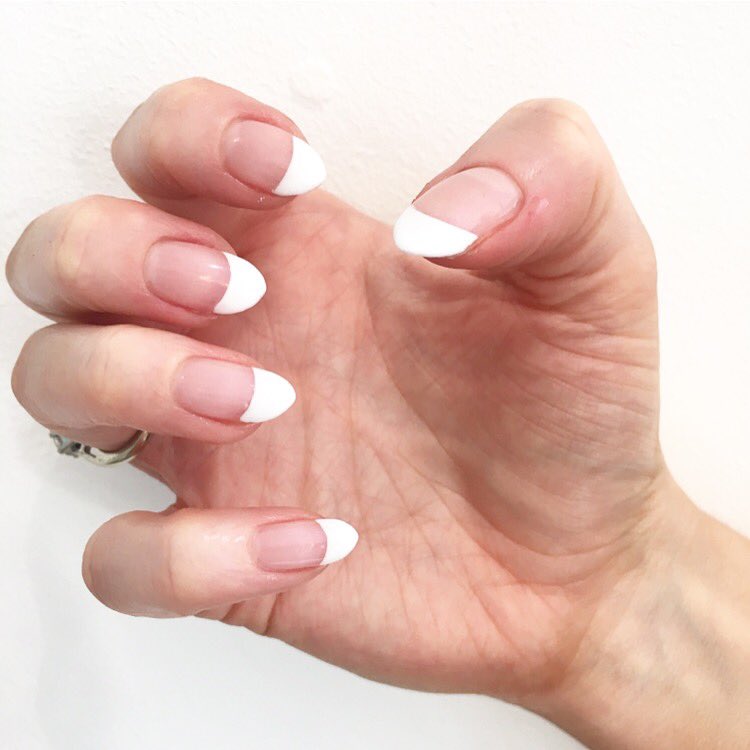 beaubellesalon's tweet photo. The classic β€οΈ #BeauBelle #FrenchShellac #Shellac #Nails #Almond #Beau #CreamPuff #NOTD #NailsOfInstagram @CNDWorld https://t.co/fA5m9K1nBv