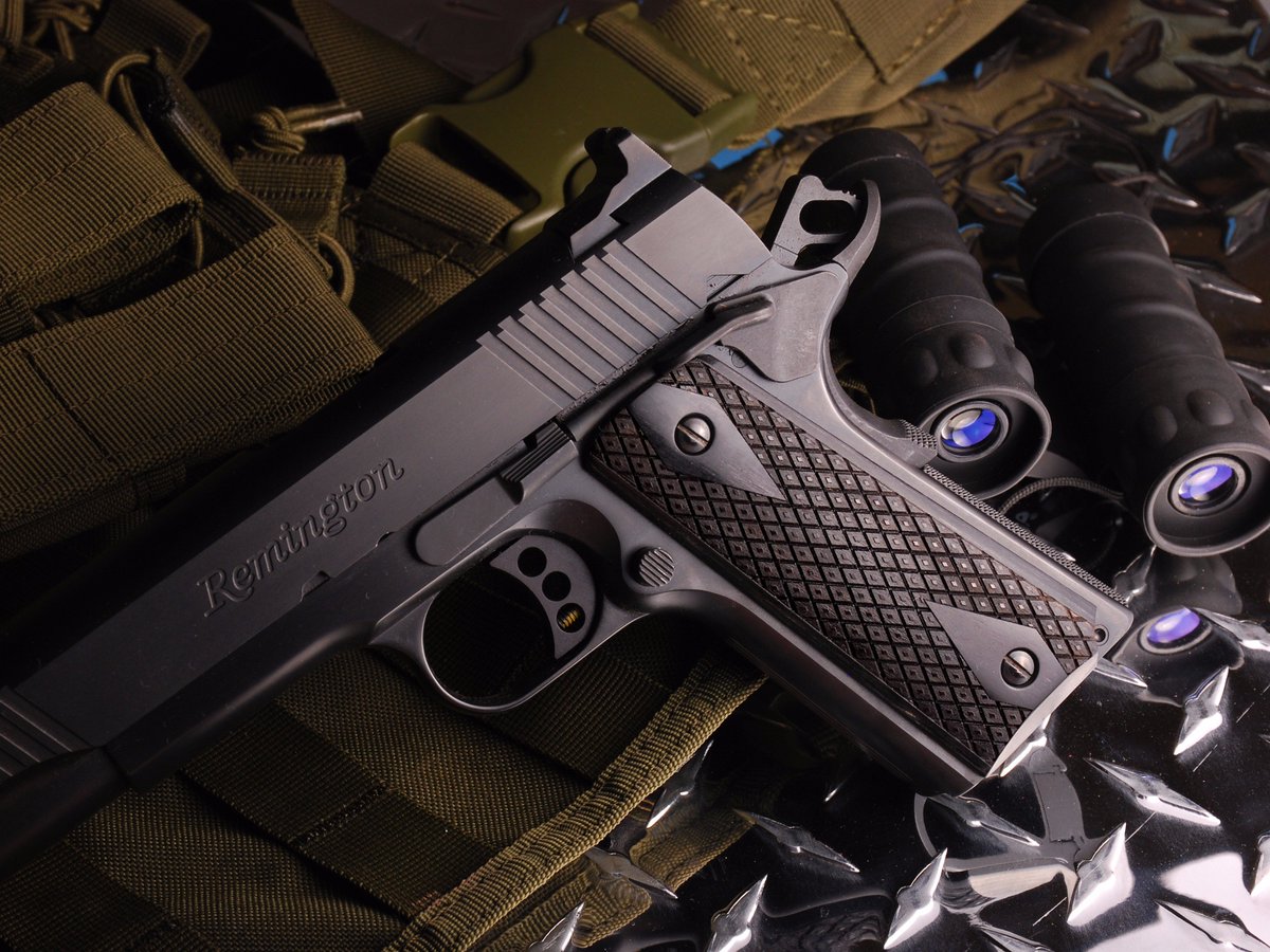 AltamontCompany's tweet photo. We just added Dual Tone &amp; Slim style 1911 Govt. grips as well as updated textures!

https://t.co/rKqvWzLJ12 https://t.co/fxwUG91vNy