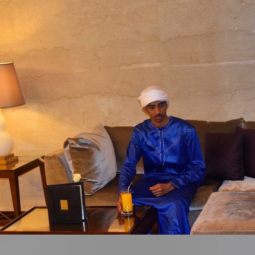 LaloMoH's tweet photo. Barka da sallah. https://t.co/YQb86RuVgr