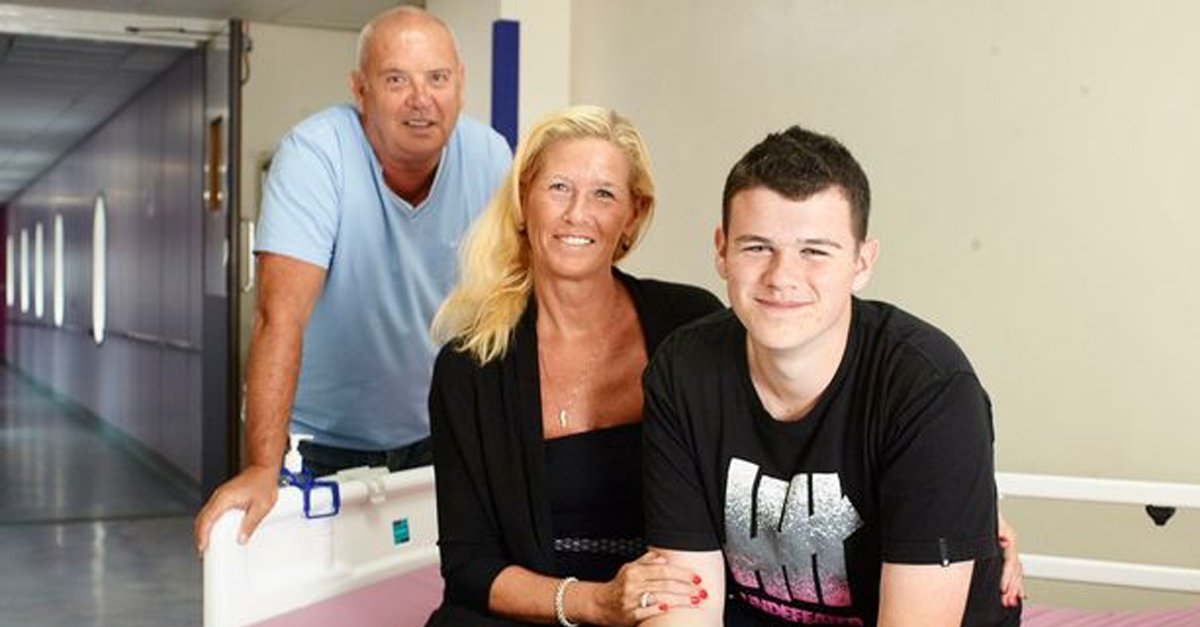 Channel 4 follows teen’s epilepsy surgery journey. Watch here: bit.ly/29gGJs0