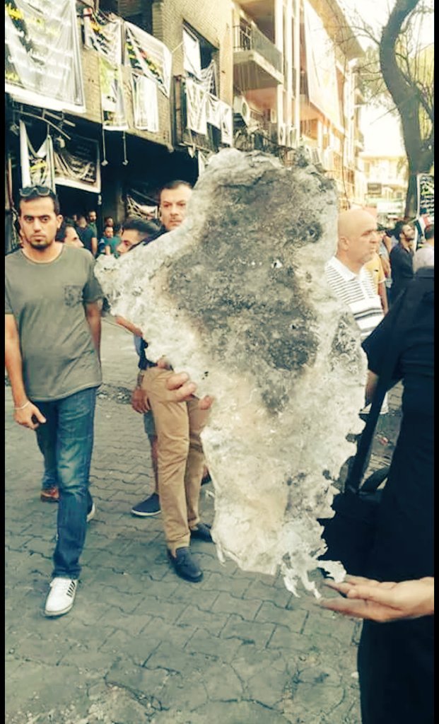 هذا كل  ما تبقى من انفجار الكراده 
#لا_عيد_اكرامآ_للشهداء